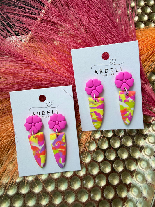 “Feeling Groovy” Flower Power 2 Post w/Multi Color Slim Dagger Dangle Earrings